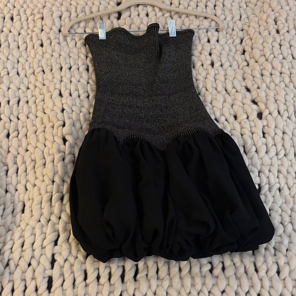 Dresses & Skirts - Date/ Dinner/ Birthday Black Dress